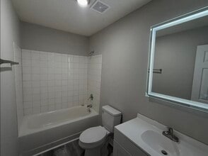 202 Charles St in Thomasville, NC - Building Photo - Building Photo