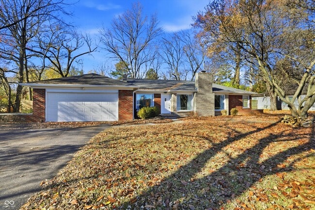 7026 Spring Mill Rd in Indianapolis, IN - Building Photo - Building Photo