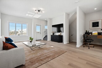 Cherry Hills at Orchards in Edmonton, AB - Building Photo - Building Photo