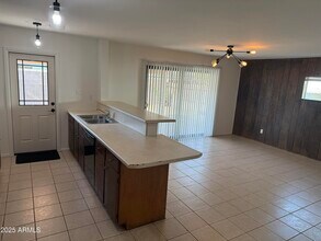 944 E Concorda Dr in Tempe, AZ - Building Photo - Building Photo