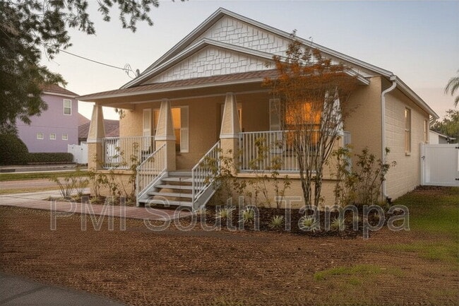 property at 7515 S Westshore Blvd