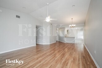 4301 Larrys Lagoon in Winter Haven, FL - Building Photo - Building Photo