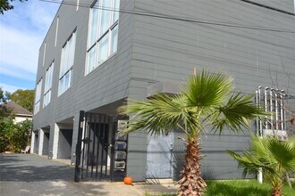 1316 Cleveland St in Houston, TX - Building Photo - Building Photo