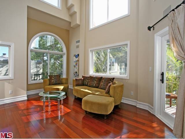 933 15th Street, Unit A in Santa Monica, CA - Building Photo - Building Photo