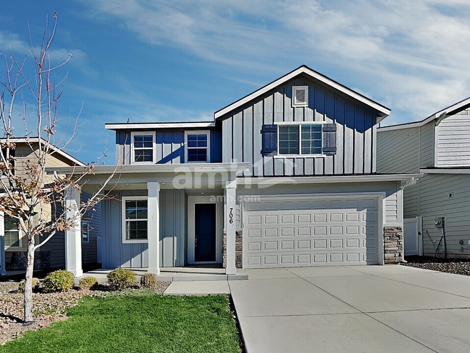 706 S Retort Ave in Kuna, ID - Building Photo