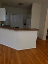 301 Lake Rd in Greenville, NC - Building Photo - Building Photo