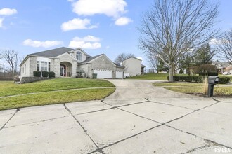 1906 Meadow Lake Ct in Mahomet, IL - Foto de edificio - Building Photo