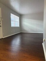 307 E 31st St in Austin, TX - Building Photo