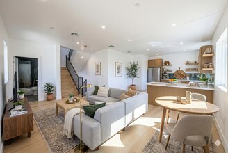 2424 S West View St in Los Angeles, CA - Foto de edificio - Building Photo