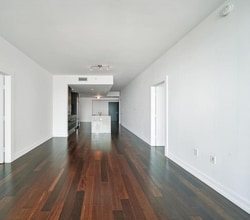 900 Biscayne Blvd, Unit 2908 in Miami, FL - Building Photo - Building Photo