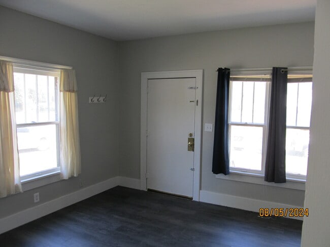 property at 831 Congress St