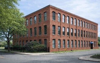 The Laurel in Hartford, CT - Building Photo