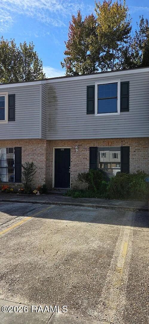property at 100 Winchester Dr