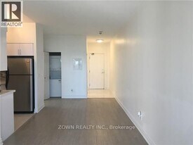 388 Prince of Wales Dr in Mississauga, ON - Building Photo