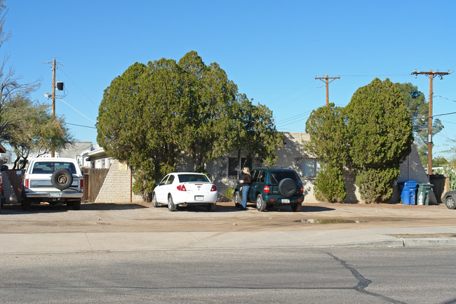 1802-1808 S Rosemont Ave in Tucson, AZ - Foto de edificio - Building Photo