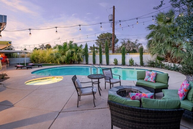 property at 2986 Capistrano Cir