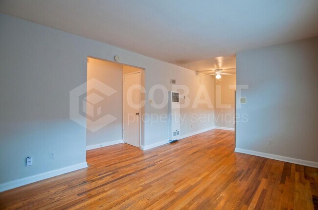 944 St Charles Ave NE in Atlanta, GA - Building Photo - Building Photo