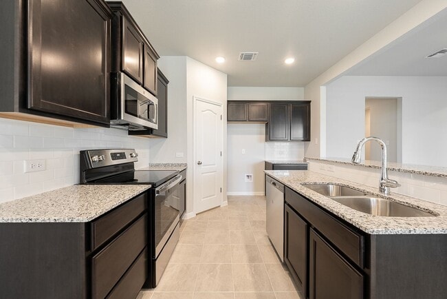 1430 Shadow Hl Ln in Temple, TX - Building Photo - Building Photo