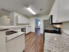 520 Dogwood Creek Pl in Fuquay Varina, NC - Building Photo - Building Photo