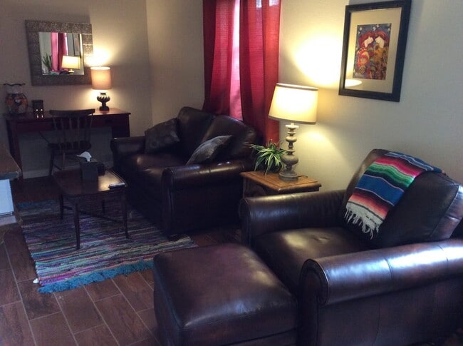 2114 W Magnolia Ave in San Antonio, TX - Building Photo - Building Photo