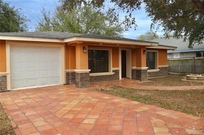 11 N 6th St in Donna, TX - Building Photo - Building Photo