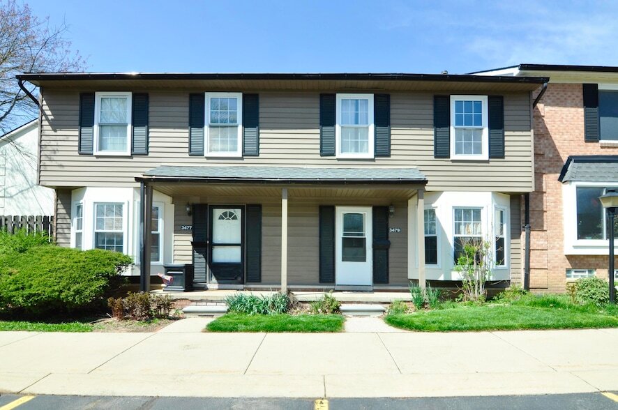 3479 Burbank Dr, Unit 93 in Ann Arbor, MI - Building Photo