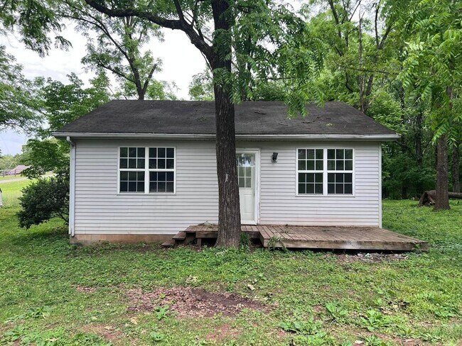 property at 1982 Mt Lebanon Rd