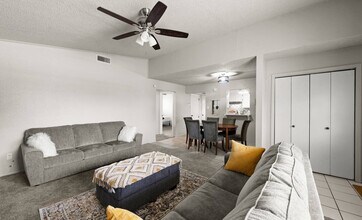 11934 Hearn Rd in Corpus Christi, TX - Building Photo - Building Photo