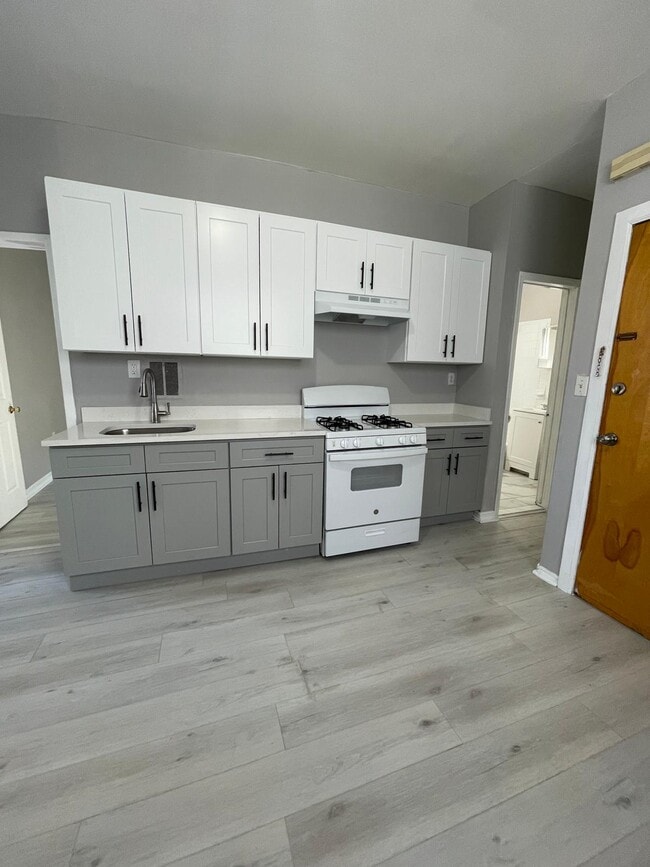 344 Virginia Ave, Unit 2F