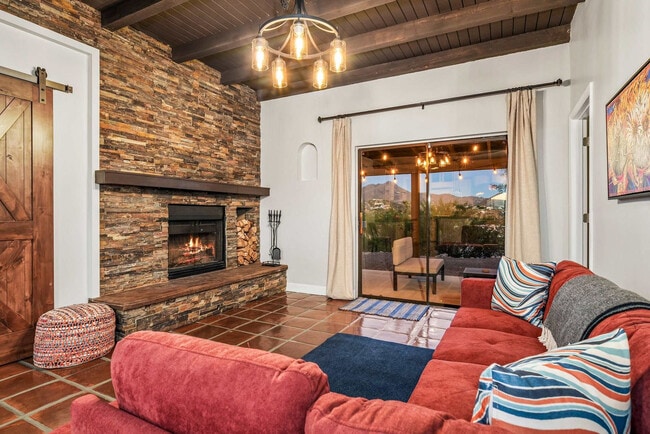 5190 W Pso Del Barranco in Tucson, AZ - Building Photo - Building Photo