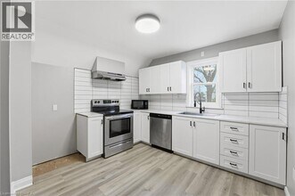 43 Richardson St in Brantford, ON - Building Photo - Building Photo