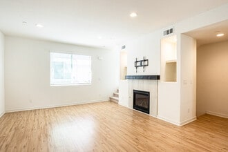 3556 W Savanna St in Anaheim, CA - Building Photo - Building Photo