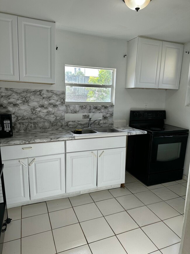 property at 1091 SW 51st Ave