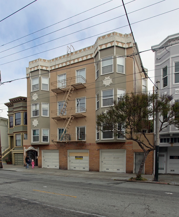 3620 18th St in San Francisco, CA - Building Photo