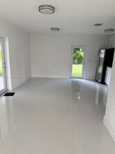 12550 NW 23rd Ave in Miami, FL - Building Photo - Building Photo