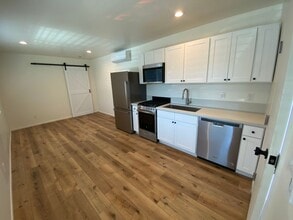 1418 Bath St in Santa Barbara, CA - Building Photo - Building Photo