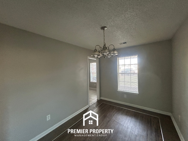 4049 Powder Mill Cove in Memphis, TN - Building Photo - Building Photo