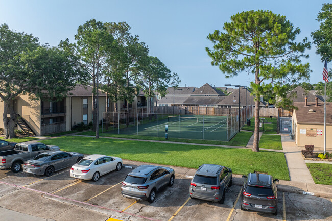 Pebblebrook Condominiums in Seabrook, TX - Building Photo - Building Photo