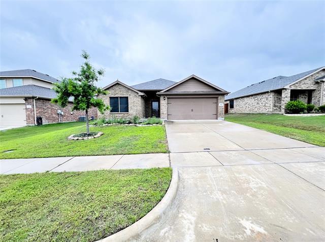 property at 243 Saratoga Dr