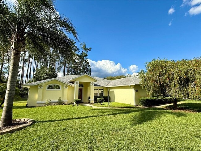 property at 31 Eastmoor Ln