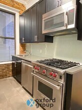 214 E 18th St in New York, NY - Building Photo - Building Photo