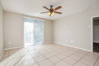 3725 Ryegrass St in Clermont, FL - Foto de edificio - Building Photo