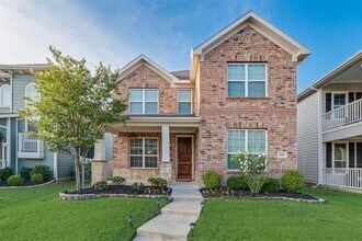 1425 Bull St in Aubrey, TX - Building Photo - Building Photo