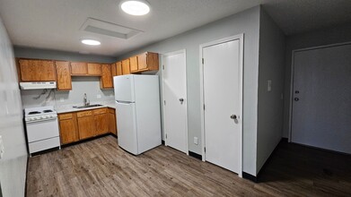 Grand heights Apartments in Des Moines, IA - Foto de edificio - Interior Photo