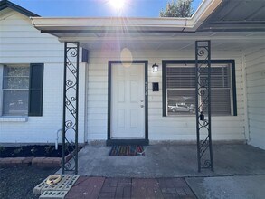 514 Bertloma St in Pasadena, TX - Building Photo - Building Photo