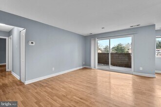 19413 Brassie Pl in Montgomery Village, MD - Building Photo - Building Photo