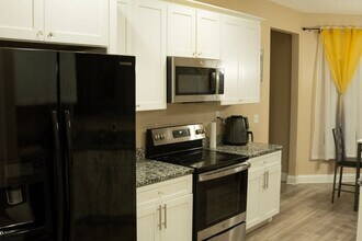 3499 Henley St in Rex, GA - Building Photo - Building Photo