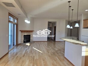 9630 Independence Cir in Chanhassen, MN - Building Photo - Building Photo