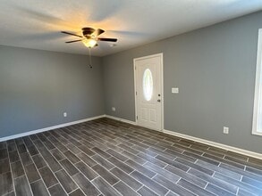 411-411 W Waggoner St in Tullahoma, TN - Building Photo - Building Photo