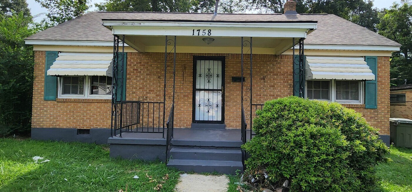 1758 McMillan St in Memphis, TN - Building Photo